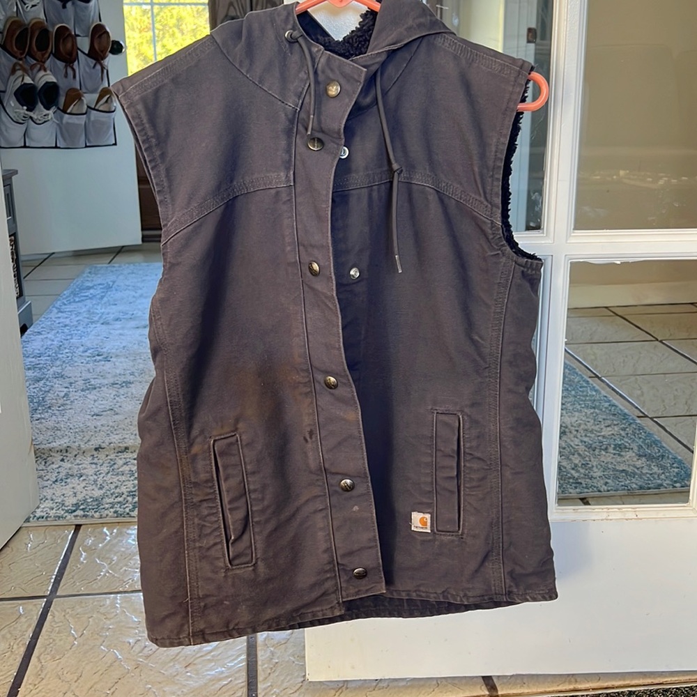 Women’s carhartt vest